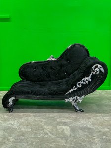 Black fainting couch