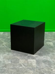 Large square posing box
